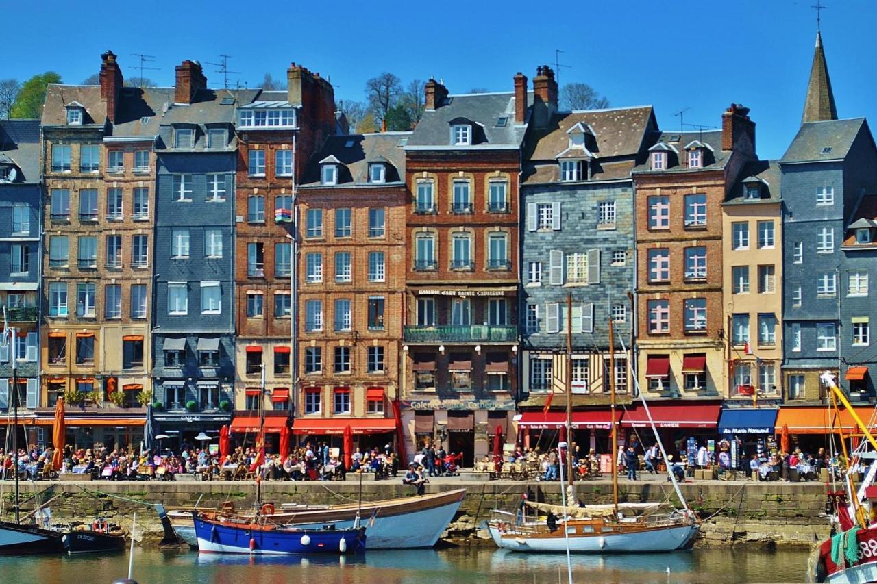 Bed and Breakfast Honfleur, Entre Terre & Estuaire La Rivière-Saint-Sauveur Exterior foto